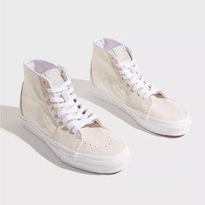 NWT Vans Crystal Sidestripe SK8-HI Tapered Shoes VN0A7Q62C131 Beige / White 10.5